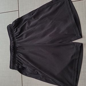 Black Tek Gear Shorts Size 8